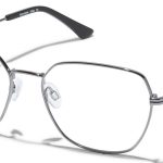 1896 03 53/17 Euro_Eyewear Revlon